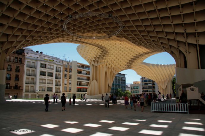 是建筑更是艺术：“都市阳伞”-城市雕塑