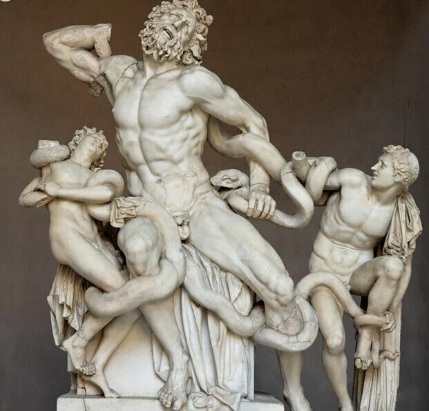 《拉奥孔》大理石群雕_希腊时期雕塑名作,世上最完美的雕塑作品