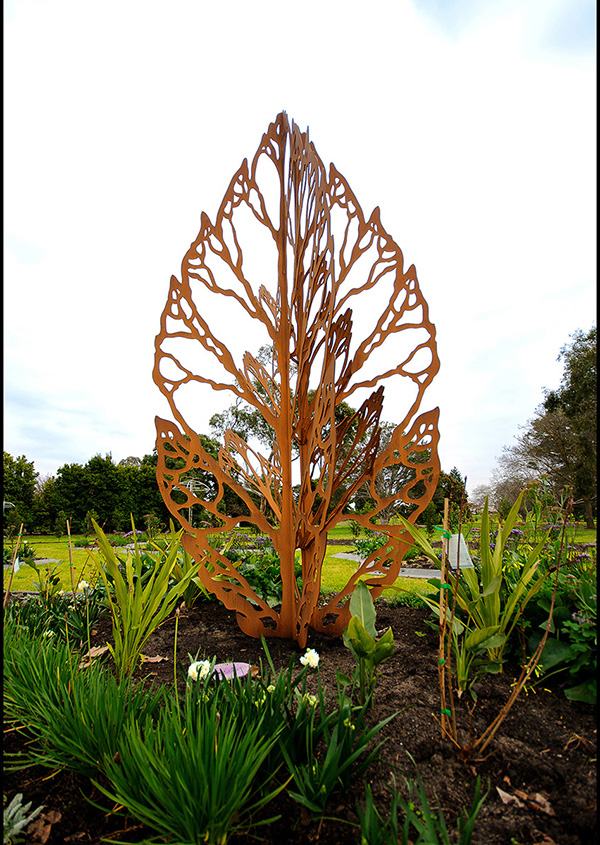 与叶子有关的城市艺术品——Lump工作室