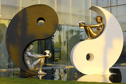 公共雕塑，应该给人带来希望！