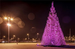 雪橇圣诞树雕塑——惊呆你的城市广场雕塑