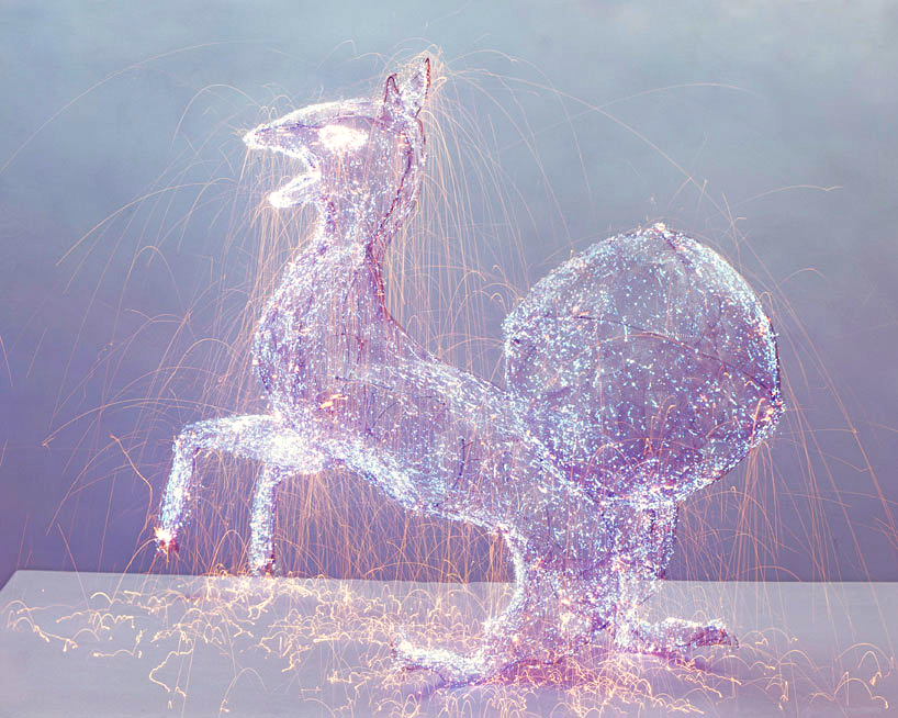 光绘的奇迹：全息创意摄影雕塑《My God》！