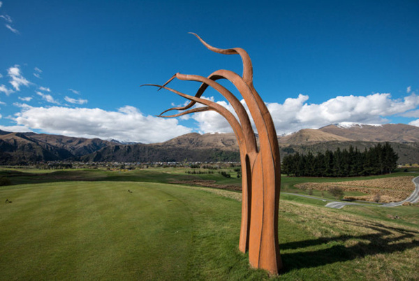 古典传承下来的几种常见雕塑艺术——圆雕、浮雕和透雕