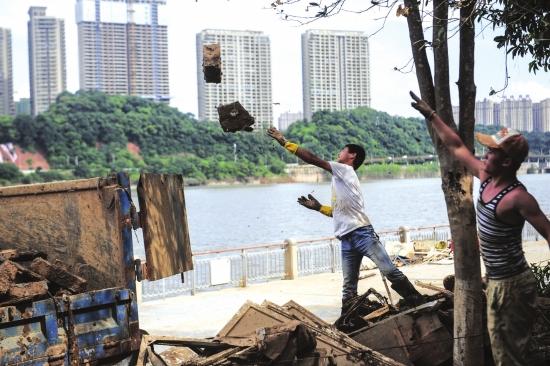 橘子洲将会建纪念抗洪的雕塑