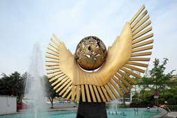 含铜的比例铜雕中的重要程度