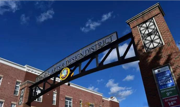 卡梅尔的街头雕塑