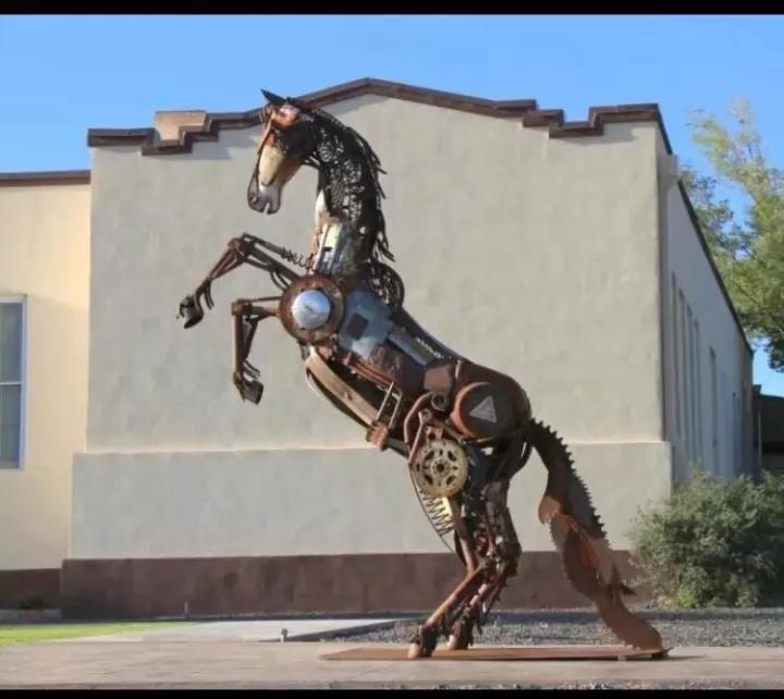 别具一格的雕塑作品（二）