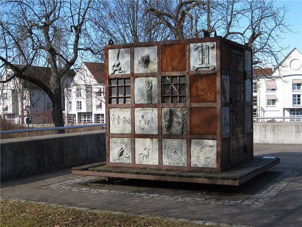 Lutz Ackermann雕塑